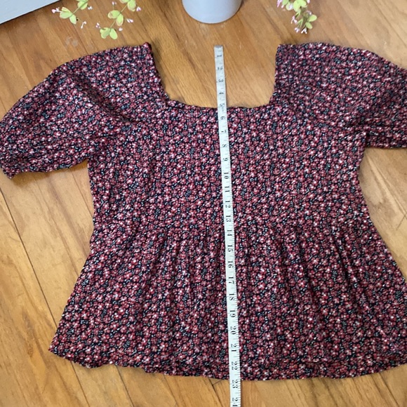 LOFT Peasant Style Top - Picture 7 of 9